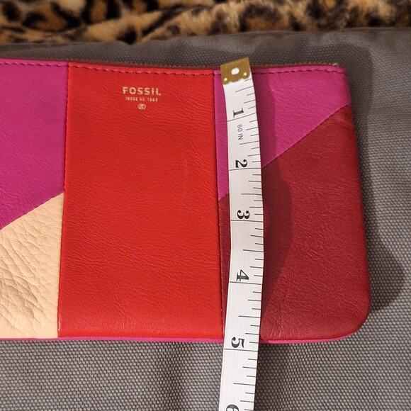 Fossil Wristlet 7" x 5" Red Fuschia Leather Colorblock Clutch Classic Retro - Picture 8 of 9